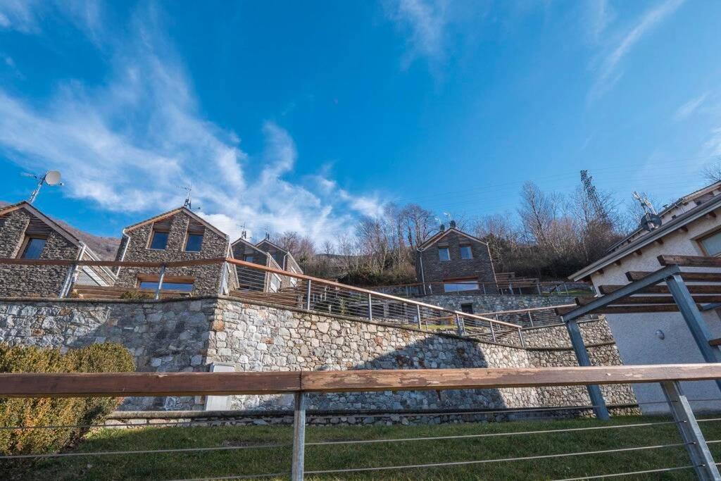 Magic Lake View With Beautiful Pool Area Bellano Zewnętrze zdjęcie
